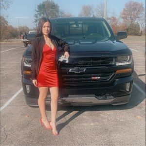 Meet your Posher, Kassandra